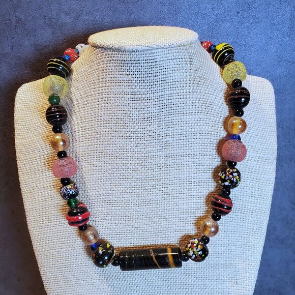 India Artisan Vintage 90s Glass Beads Black Multi Necklace OOAK Style F - Picture 2 of 14